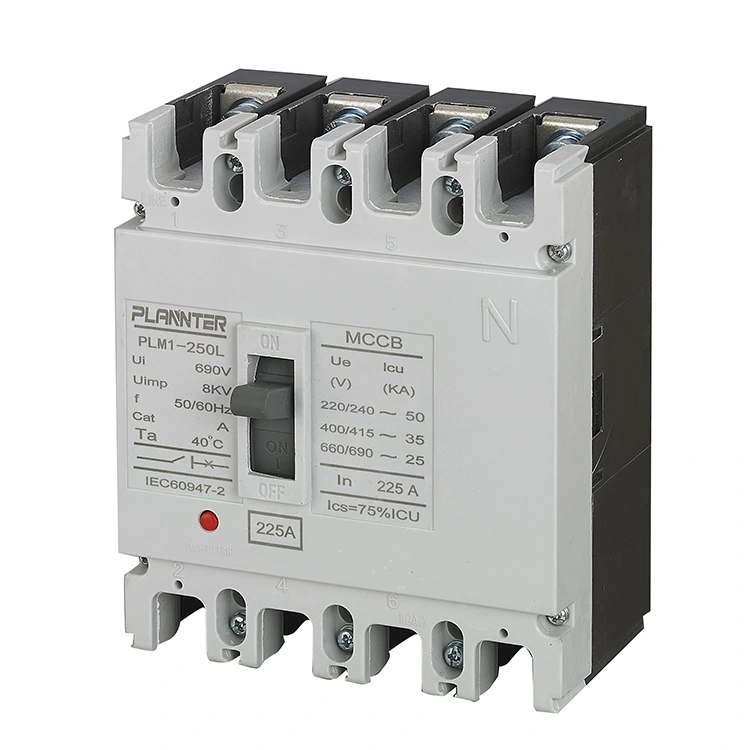 Disjuntor em caixa moldada AC 4 pólos 225A